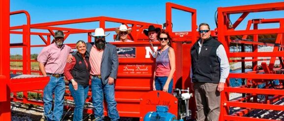 Ainsworth company donates equipment for UNL feedlot innovation center