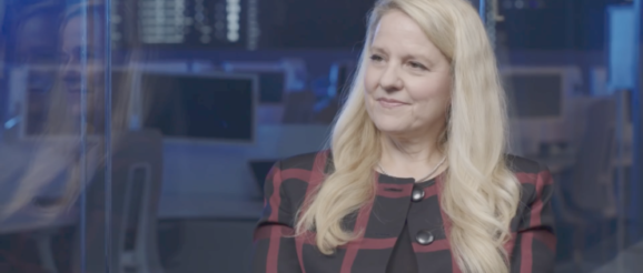 SpaceX President & COO Gwynne Shotwell Receives Achievement Award For Innovation